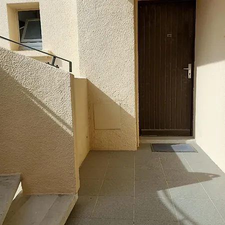Apartment Vue 100 M De La